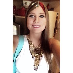 Meet your Posher, Melanie